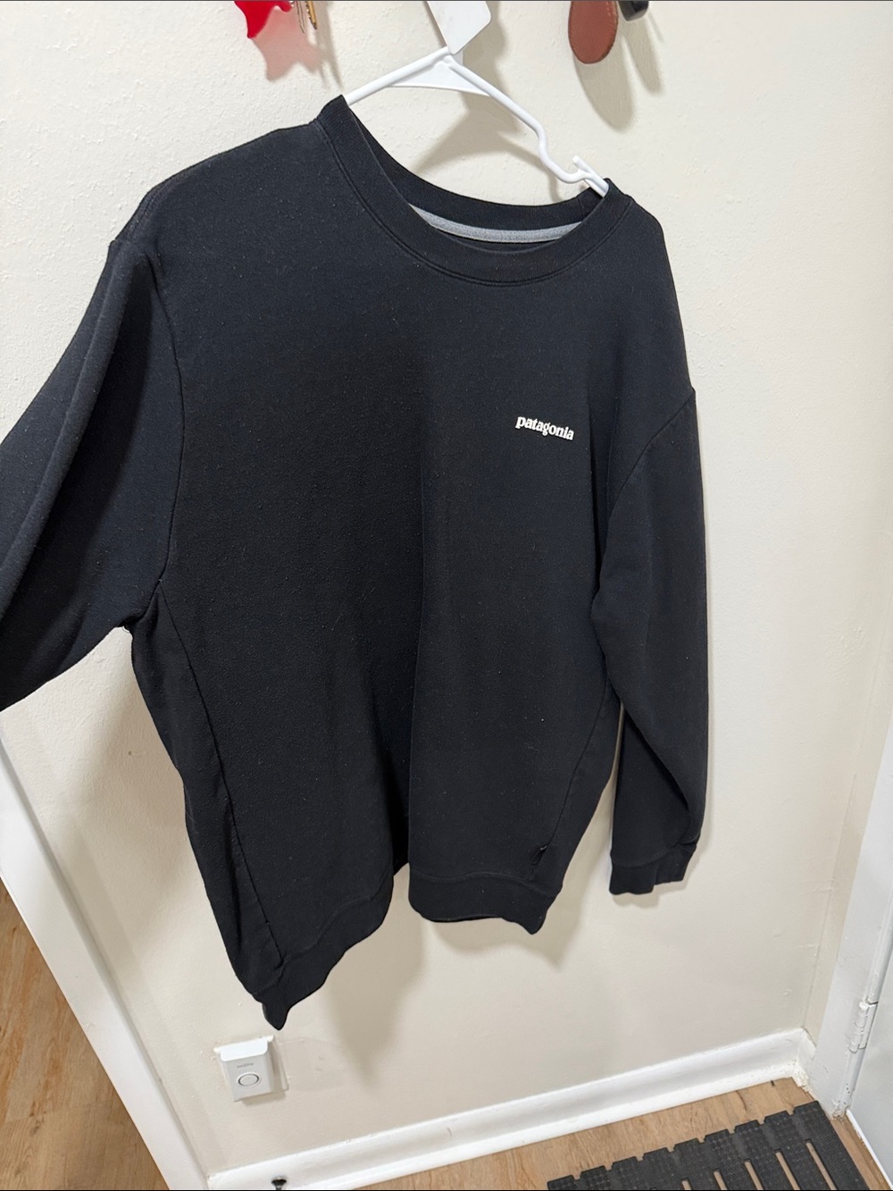 Patagonia Black Crewneck Sweatshirt with Small Logo